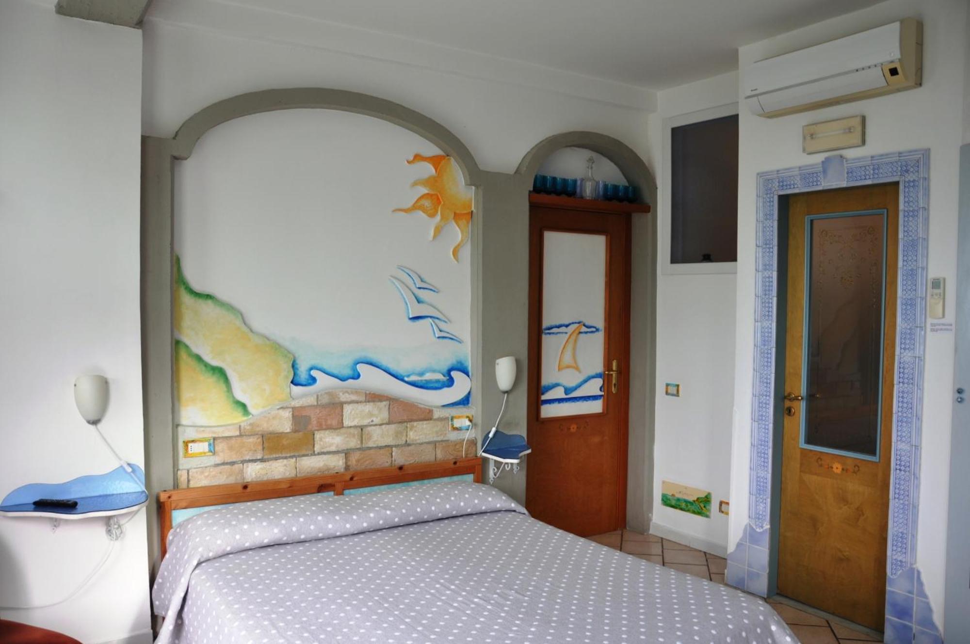 Double or Twin Room,823272476:JPEG