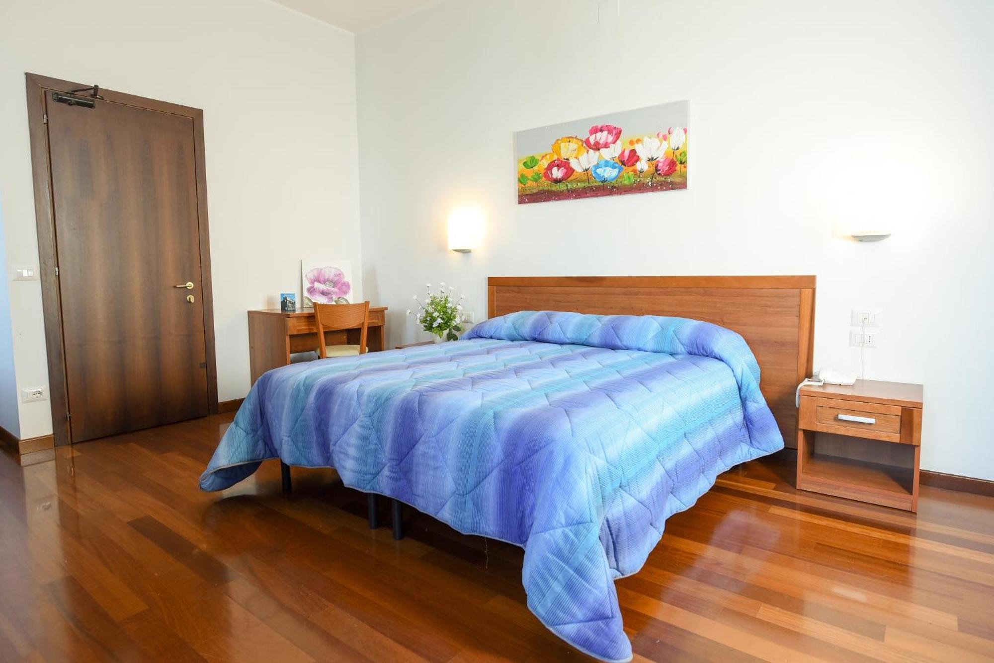 Double or Twin Room with Garden View