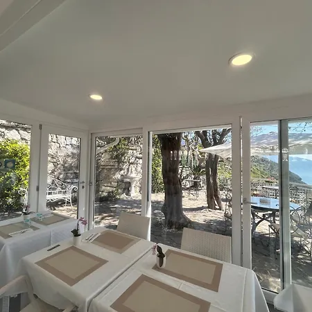 Villa Costanza Sorrento B&B-2